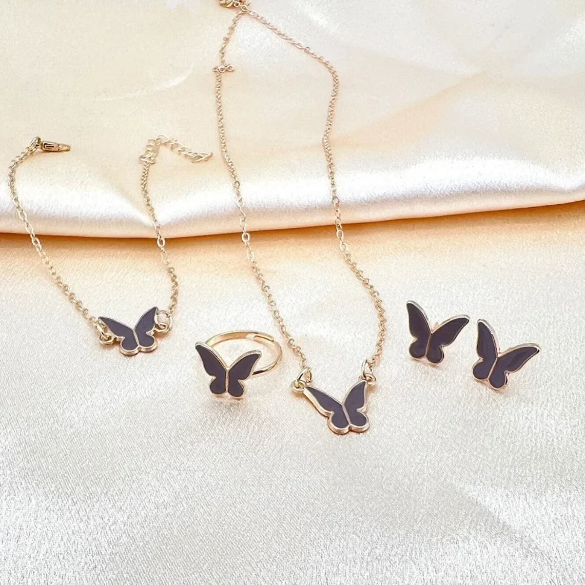 Eternal Flutter Jewelry Set